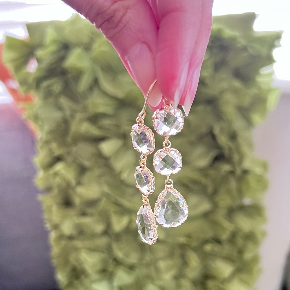🆕 Clear Crystal Dangle Teardrop Earrings